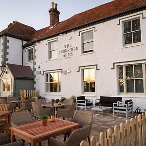 Berkshire Arms By Chef & Brewer Collection